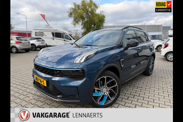 Lynk & Co 01 1.5 PLUG-IN HYBRID (PHEV) 261PK 6.6KW LADEN ZWARTE HEMEL/STUURWIELVERWARMING AUTOMAAT (RIJKLAARPRIJS)