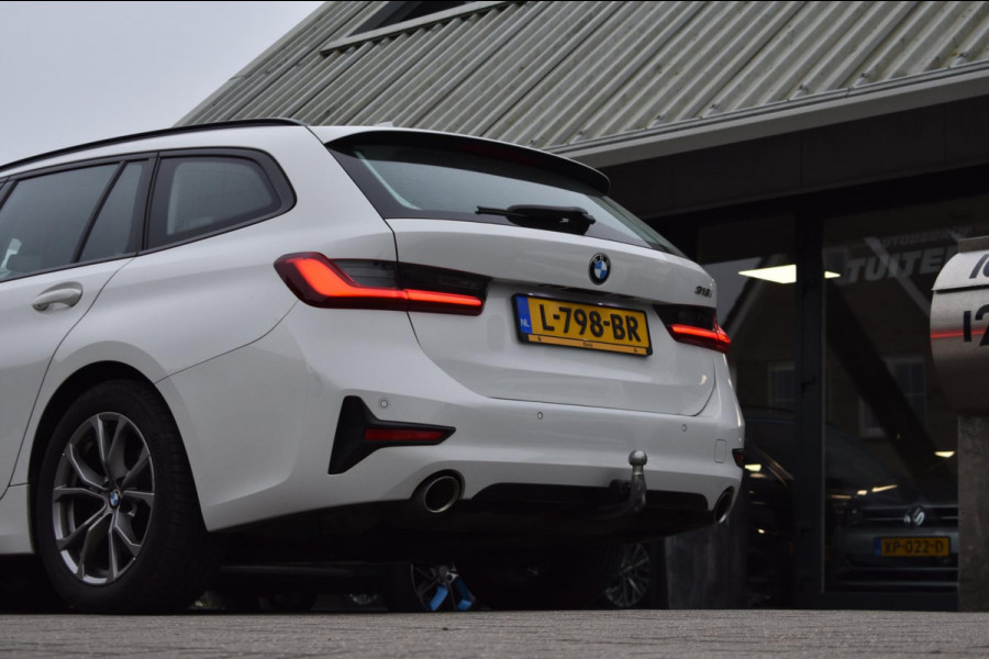 BMW 3 Serie Touring 318i High Executive Sport Line | TREKHAAK | APPLE CARPLAY | NAP | DEALER ONDERHOUDEN | ANDROID AUTO