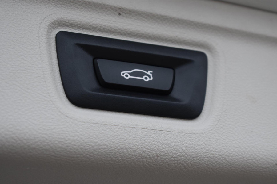 BMW 3 Serie Touring 318i High Executive Sport Line | TREKHAAK | APPLE CARPLAY | NAP | DEALER ONDERHOUDEN | ANDROID AUTO