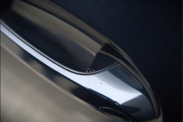 BMW iX3 High Executive 80 kWh | Panoramadak | Keyless | Stoelverwarming | Harman Kardon | Memory Seat | Head-Up Display | 360 Camera | Ambiance Verlichting | Trekhaak | Adaptive LED | Elektrische Stoelen | Apple Carplay |