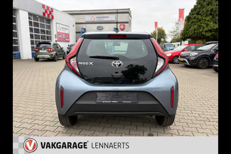 Toyota Aygo X 1.0 VVT-i S-CVT Play Automaat (BOVAG/RIJKLAARPRIJS)