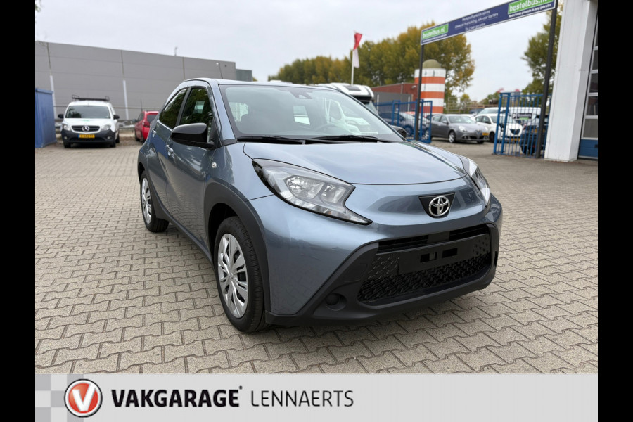 Toyota Aygo X 1.0 VVT-i S-CVT Play Automaat (BOVAG/RIJKLAARPRIJS)