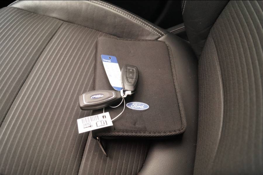 Ford Kuga 2.5 PHEV Titanium X -NAVI-ECC-PDC-