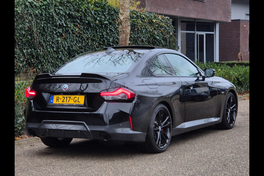 BMW 2 Serie M Sport Coupé 50-jahre Edition Fabrieksgarantie Schuifdak NAP NL CarPlay Camera 100% Dealeronderhouden RIJKLAAR