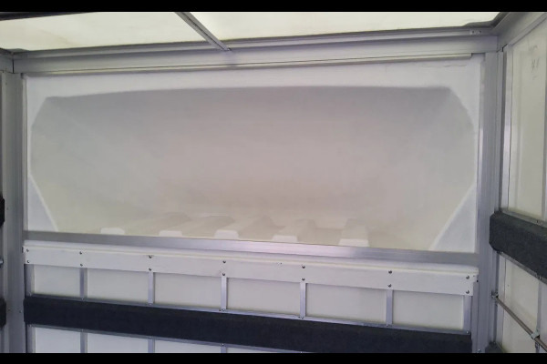 Renault Master 165.35 MET GESLOTEN LAADBAK & ACHTERDEUREN - EURO 6 - V-38-NBT