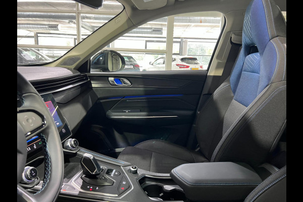 Lynk & Co 01 1.5/PANO/360CAM/AUTO-PILOT/MEMORY/APPLE-CARPLAY