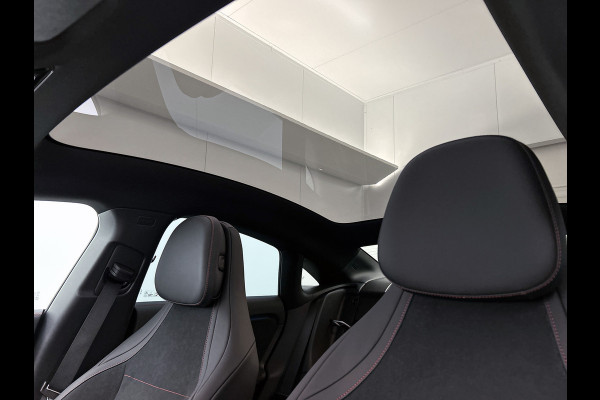 Mercedes-Benz CLA-Klasse 250+ Launch Edition 85 kWh | Smartphone integratie | Antidiefstal pakket URBAN GUARD | Warmtepomp | Adaptieve Cruisecontrol | Memorypakket | 19 inch AMG velgen | Sierdelen aluminium |