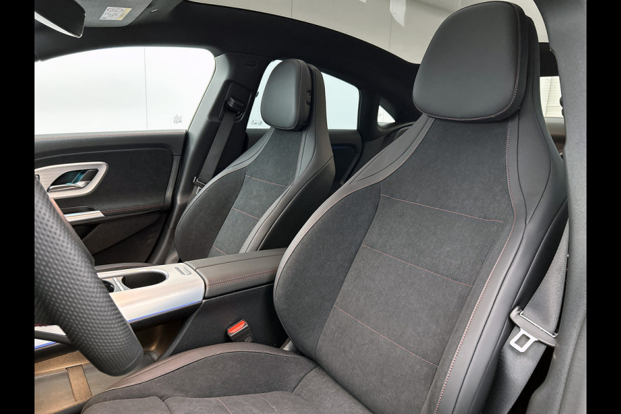 Mercedes-Benz CLA-Klasse 250+ Launch Edition 85 kWh | Smartphone integratie | Antidiefstal pakket URBAN GUARD | Warmtepomp | Adaptieve Cruisecontrol | Memorypakket | 19 inch AMG velgen | Sierdelen aluminium |