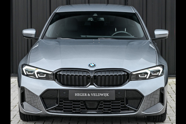 BMW 3-serie 330e | M-SPORT | SPORT SEATS | AMBIANCE INTERIEUR | ACTIVE CRUISE | DAB+ | HIFI SOUND | SHADOW-LINE | TREKHAAK | STUURVERWARMING
