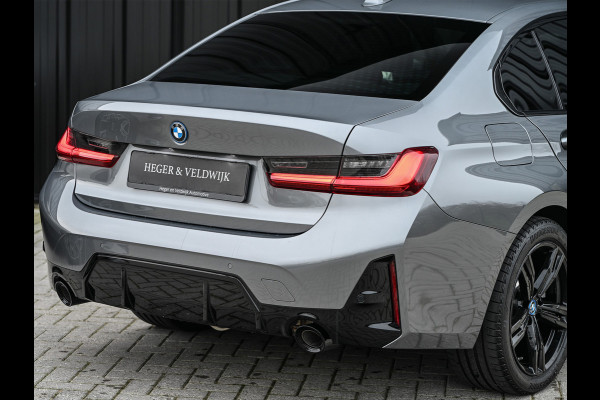 BMW 3-serie 330e | M-SPORT | SPORT SEATS | AMBIANCE INTERIEUR | ACTIVE CRUISE | DAB+ | HIFI SOUND | SHADOW-LINE | TREKHAAK | STUURVERWARMING