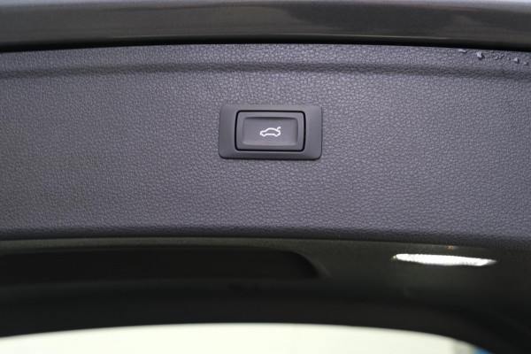 Audi Q5 2.0 TDI quattro Design Pro Line Plus Automaat - N.A.P. Airco, Cruise, Navi, PDC, Camera, Trekhaak.