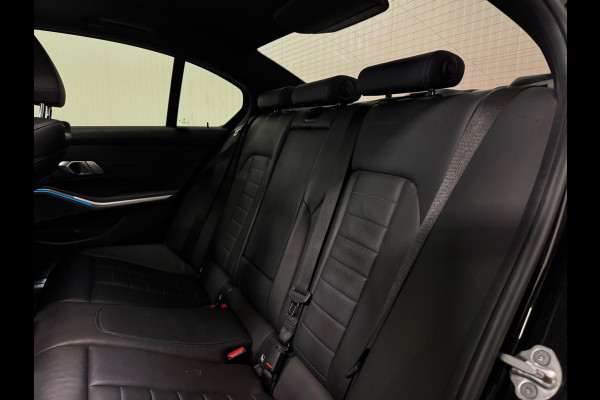 BMW 3-serie 330e eDrive Edition | M-SPORT | SCHUIF/KANTEL | HUD | H&K | LED | SHADOW LINE