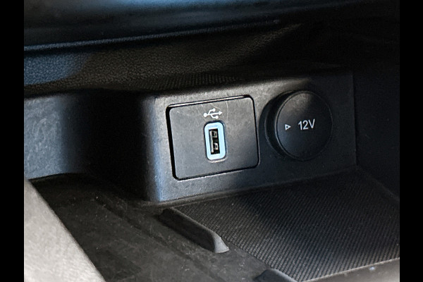 Ford FOCUS Wagon 1.0 EcoBoost Hybrid ST Line Business (NAVIGATIE, CAMERA. CARPLAY, PDC, 1e EIGENAAR, GOED ONDERHOUDEN)