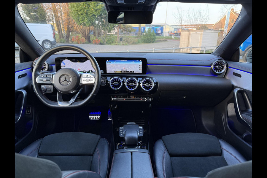 Mercedes-Benz CLA-Klasse 250e Aut. Business Sol. AMG | Navi | Camera | Sfeer Verlichting |