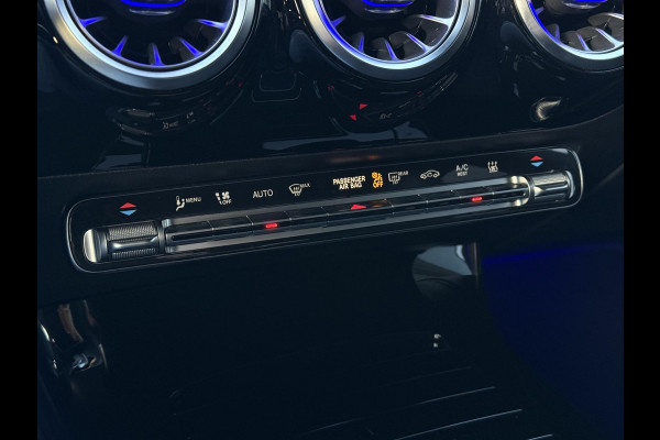 Mercedes-Benz CLA-Klasse 250e Aut. Business Sol. AMG | Navi | Camera | Sfeer Verlichting |