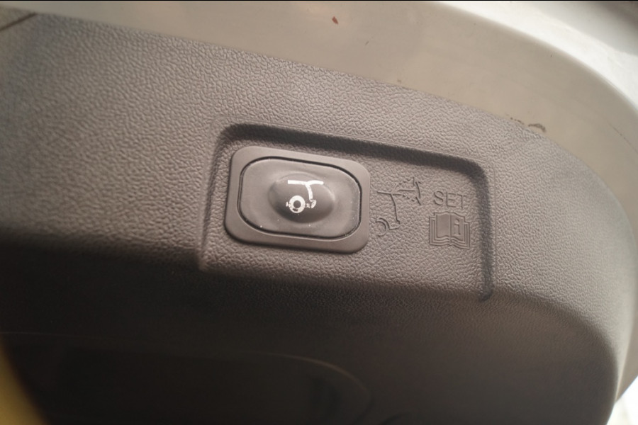 Ford Puma 1.0 EcoBoost Hybrid Titanium X First Edition