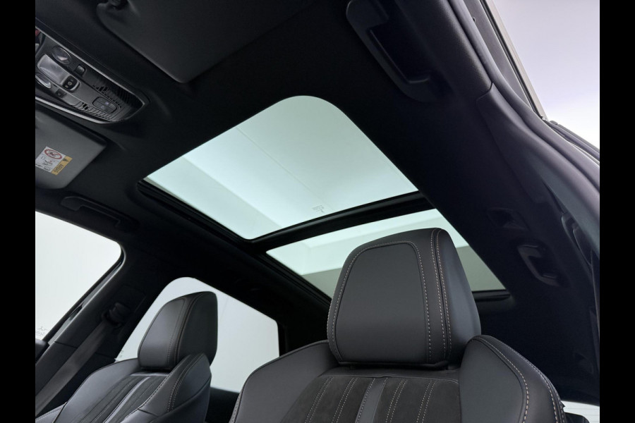 Peugeot 3008 1.6 HYbrid4 300 GT | COMPLETE AUTO| PANO| ELEK. ACHTERKLEP| TREKHAAK| ELEK. STOEL + MASSAGE| FOCAL AUDIO| CAMERA ACHTER + VOOR| STOELVERWARMING| ADAP. CRUISE