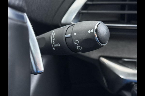 Peugeot 3008 1.6 HYbrid4 300 GT | COMPLETE AUTO| PANO| ELEK. ACHTERKLEP| TREKHAAK| ELEK. STOEL + MASSAGE| FOCAL AUDIO| CAMERA ACHTER + VOOR| STOELVERWARMING| ADAP. CRUISE