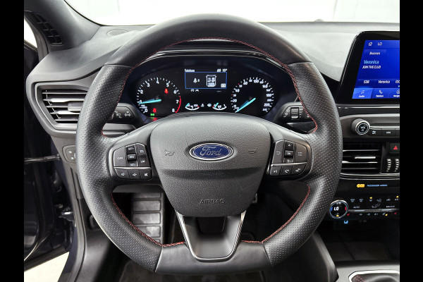Ford FOCUS Wagon 1.0 EcoBoost ST Line Business (STUUR-/STOELVERWARMING, TREKHAAK, CARPLAY, PDC, CLIMA, NAVI, GOED ONDERHOUDEN)