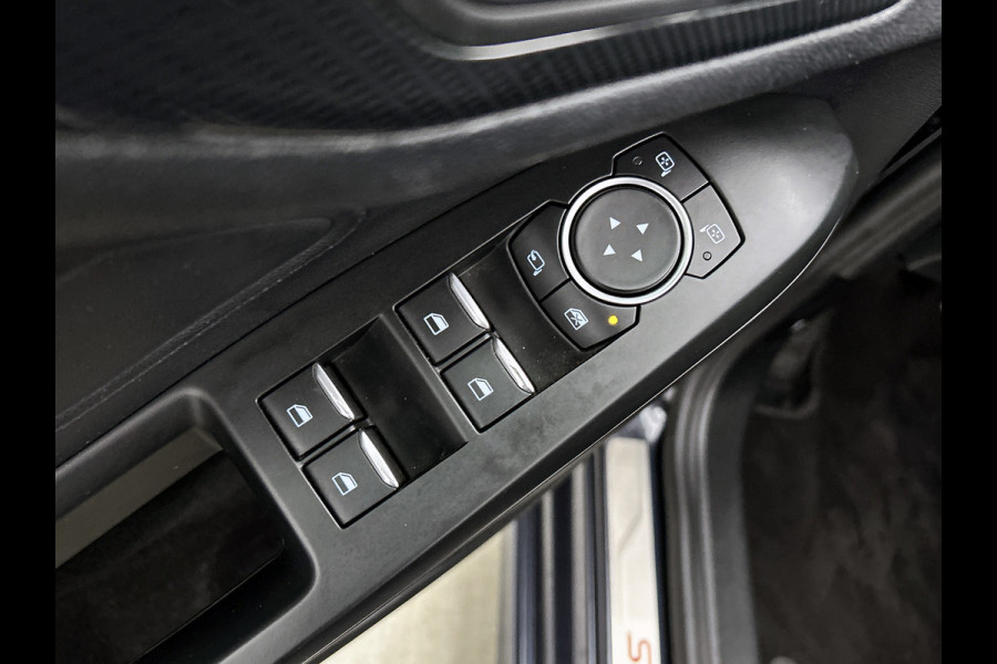 Ford FOCUS Wagon 1.0 EcoBoost ST Line Business (STUUR-/STOELVERWARMING, TREKHAAK, CARPLAY, PDC, CLIMA, NAVI, GOED ONDERHOUDEN)