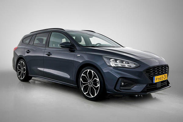 Ford FOCUS Wagon 1.0 EcoBoost ST Line Business (STUUR-/STOELVERWARMING, TREKHAAK, CARPLAY, PDC, CLIMA, NAVI, GOED ONDERHOUDEN)