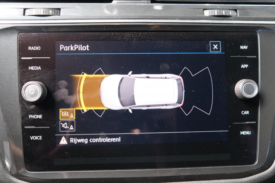 Volkswagen Tiguan Allspace 1.4 TSI Comfortline Business 7p. - N.A.P. Airco, Cruise, PDC, Navi.