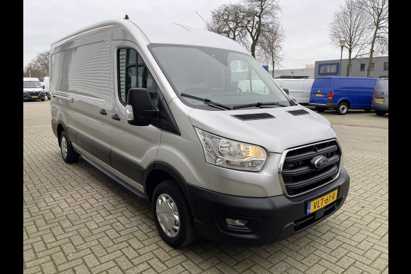 Ford Transit 310 2.0 TDCI 130pk / L3H2 Trend / volledig ingerichte Sortimo laadruimte met omvormer / vaste prijs rijklaar € 19.950 ex btw / lease vanaf € 336 / trekhaak / camera / airco / cruise / navi