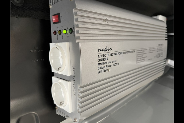 Ford Transit 310 2.0 TDCI 130pk / L3H2 Trend / volledig ingerichte Sortimo laadruimte met omvormer / vaste prijs rijklaar € 19.950 ex btw / lease vanaf € 336 / trekhaak / camera / airco / cruise / navi