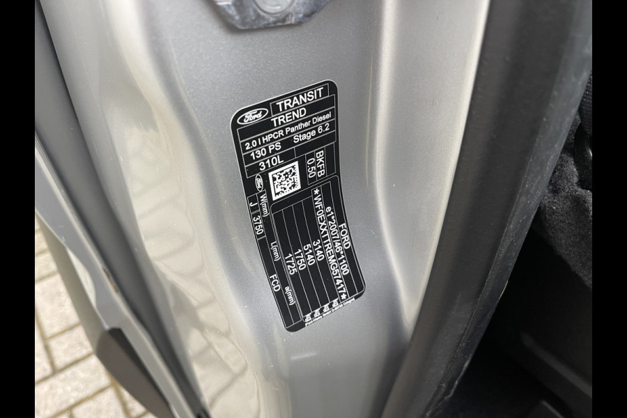 Ford Transit 310 2.0 TDCI 130pk / L3H2 Trend / volledig ingerichte Sortimo laadruimte met omvormer / vaste prijs rijklaar € 19.950 ex btw / lease vanaf € 336 / trekhaak / camera / airco / cruise / navi