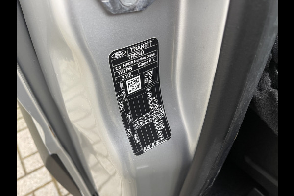 Ford Transit 310 2.0 TDCI 130pk / L3H2 Trend / volledig ingerichte Sortimo laadruimte met omvormer / vaste prijs rijklaar € 19.950 ex btw / lease vanaf € 336 / trekhaak / camera / airco / cruise / navi
