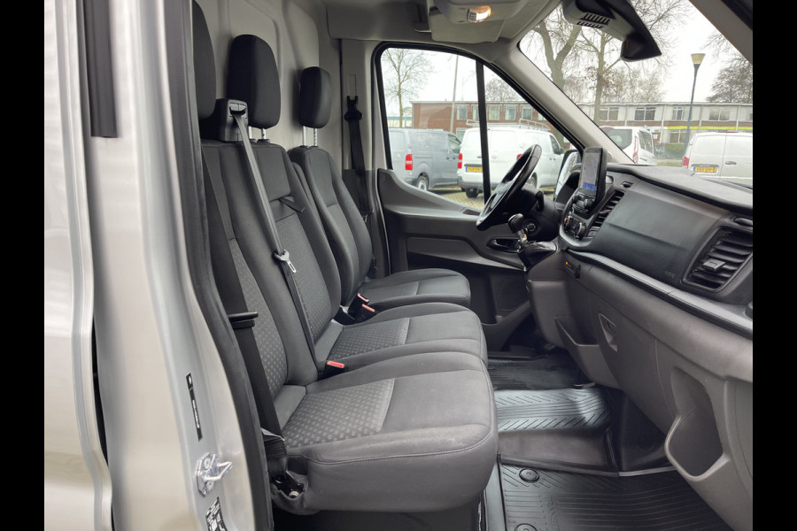 Ford Transit 310 2.0 TDCI 130pk / L3H2 Trend / volledig ingerichte Sortimo laadruimte met omvormer / vaste prijs rijklaar € 19.950 ex btw / lease vanaf € 336 / trekhaak / camera / airco / cruise / navi