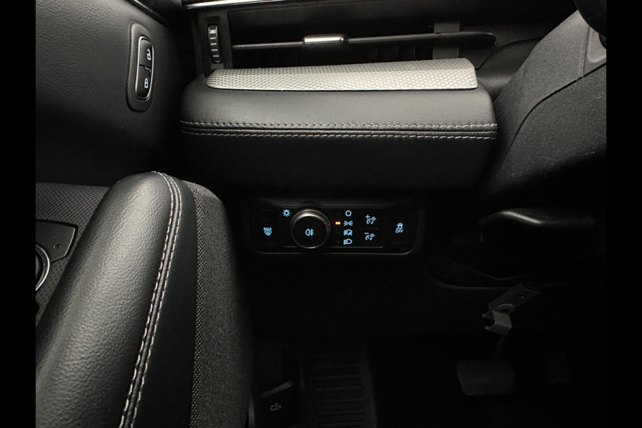 Ford Mustang Mach-E RWD 75 kWh (3-Fase) (INCL-BTW) Aut. *LUXURY-LEATHER | FULL-LED | DAB | DIGI-COCKPIT | KEYLESS | NAVI-FULLMAP | CARPLAY | HEATED-COMFORTSEATS | TOPVIEW | ADAPTIVE-CRUISE | PRIVACY-GLASS | 18'' ALU*