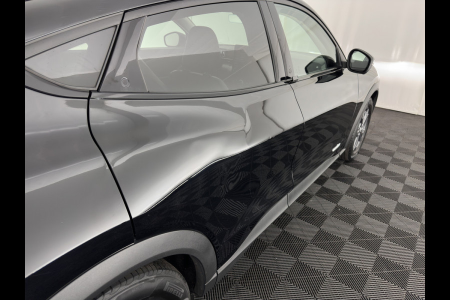 Ford Mustang Mach-E RWD 75 kWh (3-Fase) (INCL-BTW) Aut. *LUXURY-LEATHER | FULL-LED | DAB | DIGI-COCKPIT | KEYLESS | NAVI-FULLMAP | CARPLAY | HEATED-COMFORTSEATS | TOPVIEW | ADAPTIVE-CRUISE | PRIVACY-GLASS | 18'' ALU*