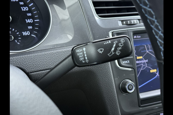 Volkswagen e-Golf Automaat Navi Ecc Climatronic Stoelverwarming Cruise Control Pdc Lmv Led Privacy Glas Regen-Lichtsensor Bluetooth Isofix SOH 85%