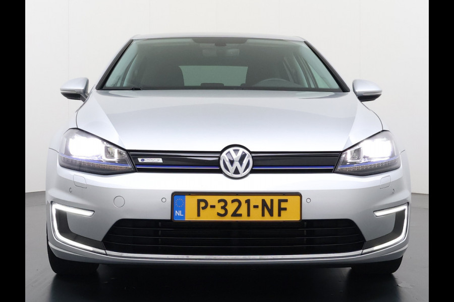Volkswagen e-Golf Automaat Navi Ecc Climatronic Stoelverwarming Cruise Control Pdc Lmv Led Privacy Glas Regen-Lichtsensor Bluetooth Isofix SOH 85%