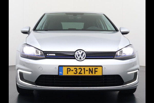 Volkswagen e-Golf Automaat Navi Ecc Climatronic Stoelverwarming Cruise Control Pdc Lmv Led Privacy Glas Regen-Lichtsensor Bluetooth Isofix SOH 85%