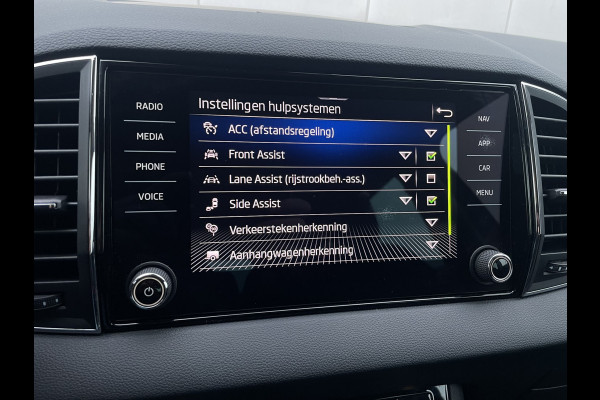 Škoda Karoq 1.5 TSI ACT Style | LED | Elek. Trekhaak | Navi | Carplay | Camera | Virtual Cockpit