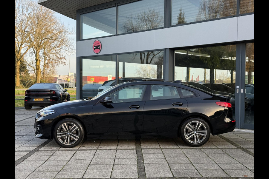 BMW 2 Serie Gran Coupé 218d Business Ed. | Panorama | Carplay | Live Cockpit | Navi