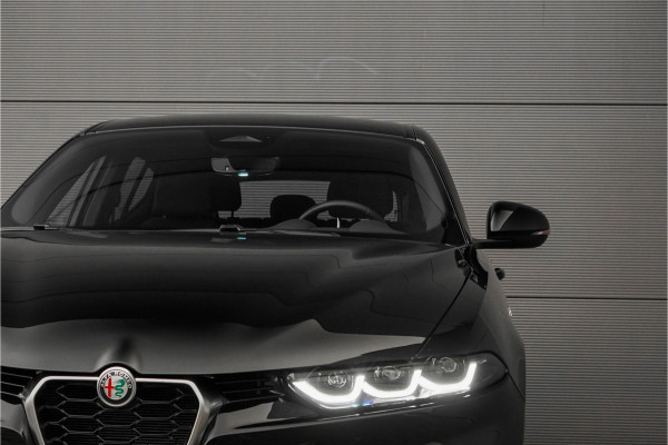 Alfa Romeo Tonale 1.3T PHEV Ti 280PK AWD CarPlay Camera ACC 18"