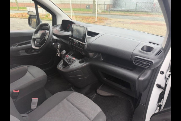 Peugeot Partner 1.5 BlueHDI Premium AIRCO I APPLE CAR PLAY I IMPERIAAL I LAGE KM'S I COMPLETE ONDERHOUDSHISTORIE I 1e EIGENAAR