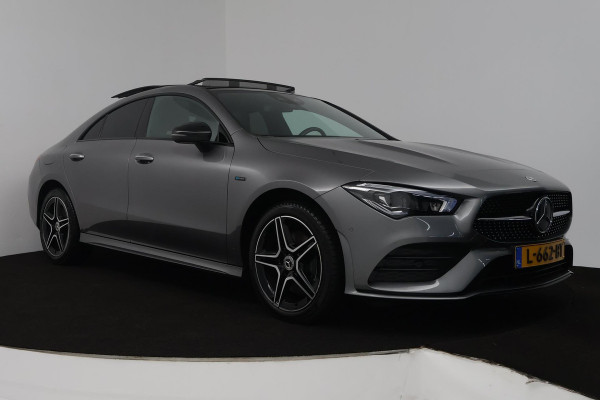 Mercedes-Benz CLA-Klasse 250 e Business Solution AMG Limited (PANORAMADAK, SFEERVERLICHTING, STOELVERWARMING, ELEKTR STOELEN)