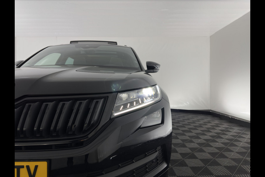 Škoda Kodiaq 1.5 TSI Sportline Business (INCL-BTW) Aut. *PANO | LEATHER-MICROFIBRE | FULL-LED | MEMORY-PACK | SPORTSEATS | SHIFT-PADDLES | ADAPTIVE-CRUISE | DIGI-COCKPIT | NAVI-FULLMAP | CANTON-AUDIO | DAB | AMBIENT-LIGHT | KEYLESS