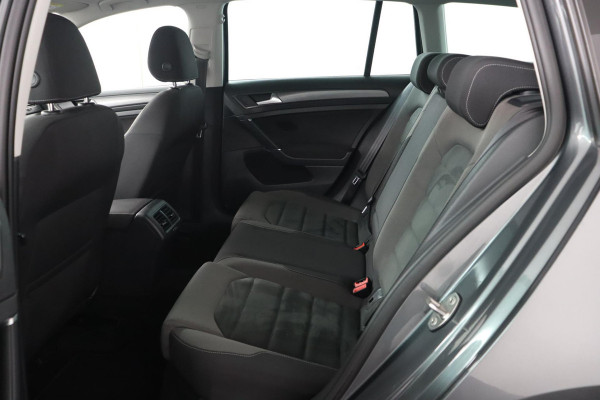 Volkswagen Golf Variant 1.0 TSI Comfortline Business Automaat|Stoelverwarming|Trekhaak