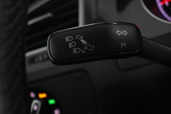 Volkswagen Golf Variant 1.0 TSI Comfortline Business Automaat|Stoelverwarming|Trekhaak