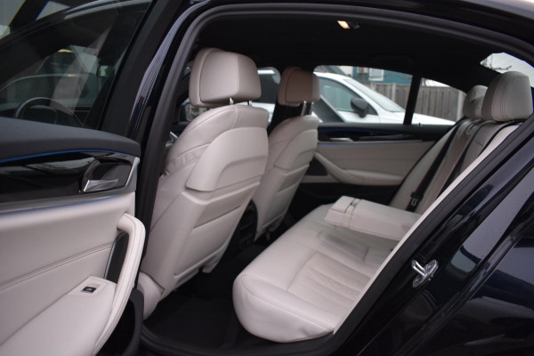 BMW 5 Serie 530e M-Sport Pro | LASERLIGHT | HARMAN KARDON | 360 CAMERA | TREKHAAK | DEALER ONDERHOUDEN | NAP |