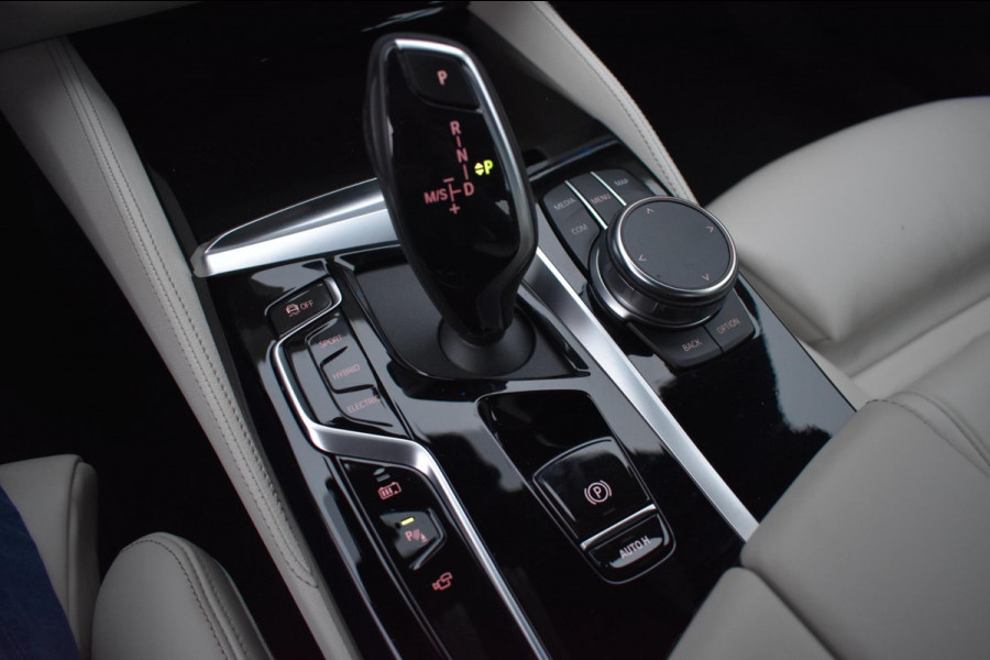 BMW 5 Serie 530e M-Sport Pro | LASERLIGHT | HARMAN KARDON | 360 CAMERA | TREKHAAK | DEALER ONDERHOUDEN | NAP |