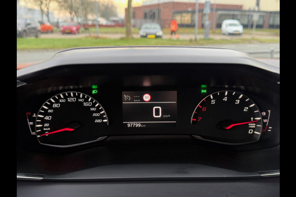 Peugeot 2008 BWJ 11-2020 | 1.2PT 101PK Active | CAMERA A | NAVIGATIE | CRUISE | CARPLAY | EL. AIRCO |