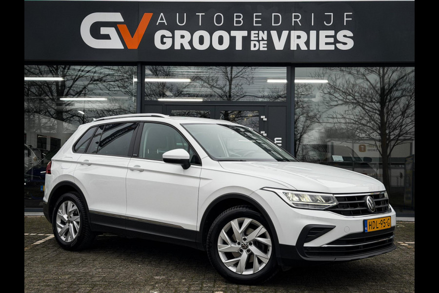 Volkswagen Tiguan 1.5 TSI Life Business CarPlay|Camera|Elektrische achterklep|Stoel/stuurverwarming