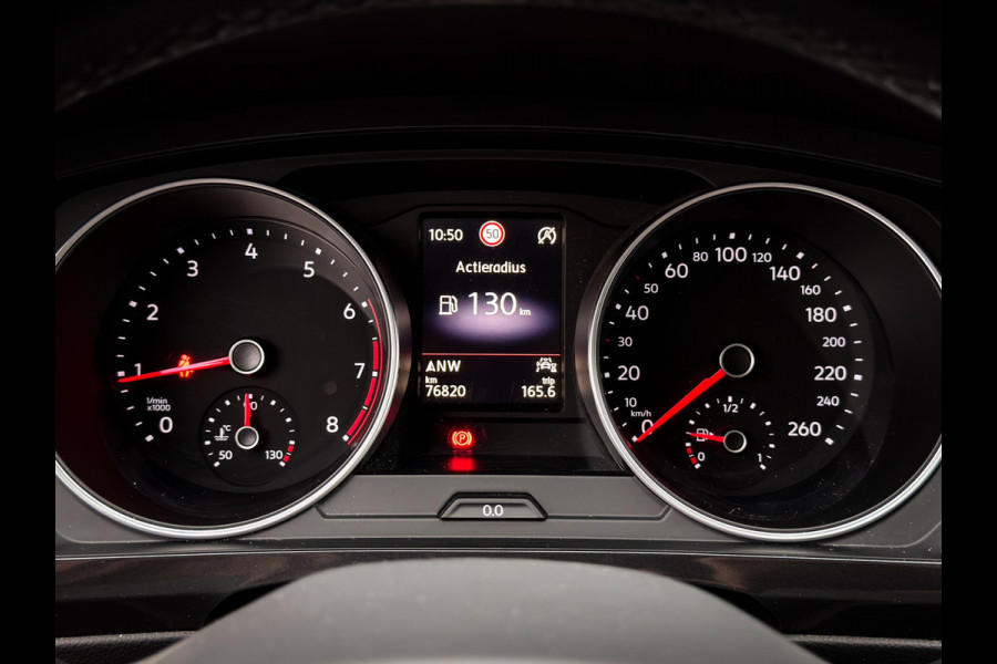 Volkswagen Tiguan 1.5 TSI Life Business CarPlay|Camera|Elektrische achterklep|Stoel/stuurverwarming