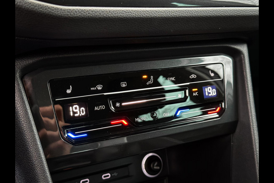 Volkswagen Tiguan 1.5 TSI Life Business CarPlay|Camera|Elektrische achterklep|Stoel/stuurverwarming